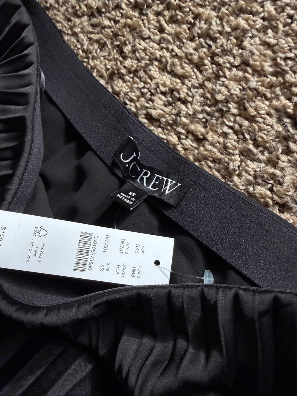 J.Crew Gwyneth Pleated Slip Skirt in Black Women Size XS New Midi Lined - Picture 3 of 4